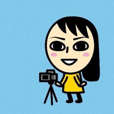 映画監督で銀行員。映画『猫と電車』、映画『恋とオンチの方程式』、うどん県CMなど。『盆栽たいそう』は国際映画祭で二冠、『しまこと小豆島』が国内外26の映画祭で入賞。第3回半空文学賞。映画『ぐるり1200キロ、はじまりの旅』 (賢島映画祭グランプリ)