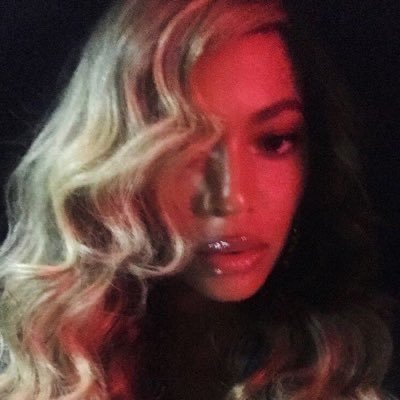 _Borderlined's profile picture. 