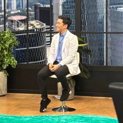 AdrianSetiaji's profile picture. dr. Adrian Setiaji, Sp. KFR, AIFO-K