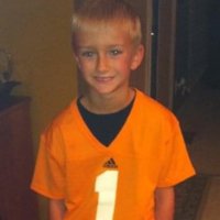 Cade (@bigorangeecho) 's Twitter Profile