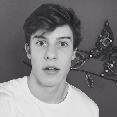 usedshwn's profile picture. i luv it