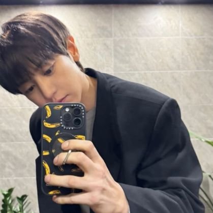 ( ROLEPLAYER – 1992 ) This is Park Chanyeol, Currently being a main rapper of EXO. Owner of this account, is pursuing the future.