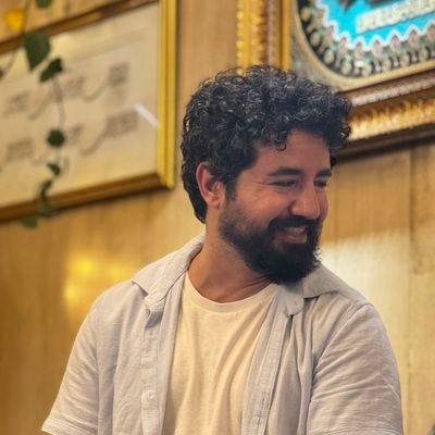 اینجا درباره بعضی مسائل متفاوت بلند بلند فکر میکنم!
وقَدْ أَصْبَحْتُ غَنِيّاً بِوَلَايَةِ عَلِيِّ بْنِ أَبِي طَالِب...