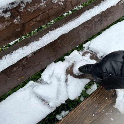 «طالما هناكَ –امرأةٌ– رائعة سيوجد الشِّعر»
