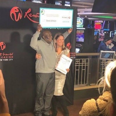 Johnsonpowerf's profile picture. I'm Dave Johnson powerball lottery winner of $298.3million I am giving out $30k 💸