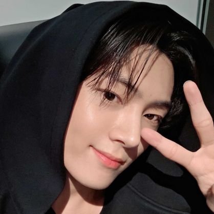 bu: @callmejay_pjs ; she/her ✿ 20+
loml: jongseong #기다리고있어_종성아 fan account
