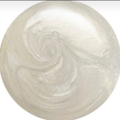 laurarf_99's profile picture. 