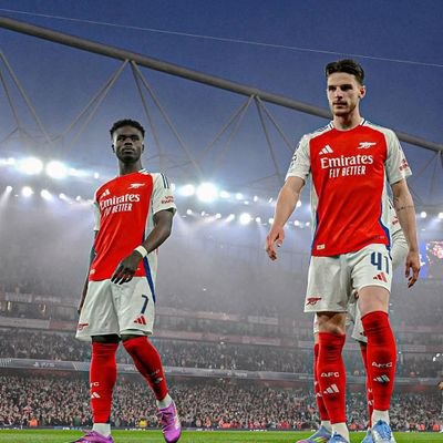 #Graphics 🅓esigner ❤️📉, Football lover @🅐rsenal🥰, 𝒊 𝒇𝒐𝒍𝒍𝒐𝒘 𝒃𝒂𝒄𝒌 🅐🅢🅐🅟