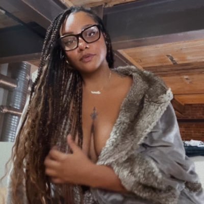 🔞NSFW | @divinedrippin_ | inquiries on paid sites | $10 DM fee (( $divinenftease )) https://t.co/LS4FxIjbsn
