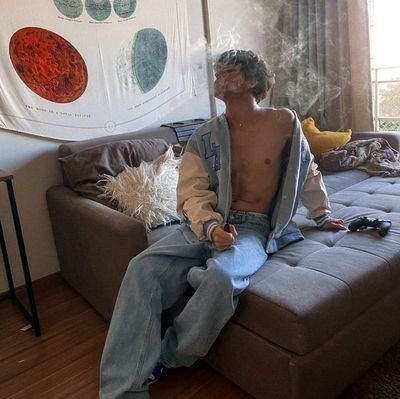 AlexfallBi's profile picture. 19y bi ♏
🇲🇦 🇧🇪 🇬🇧