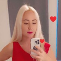 Lisa (@_lovablecurves) 's Twitter Profile