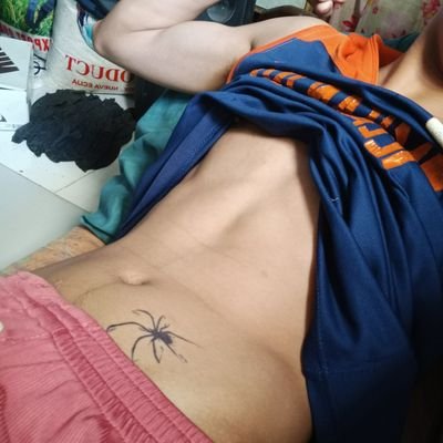 _dvfmrcn's profile picture. stfu. interested? hmu.