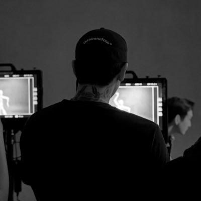 Conjurer of visuals & sounds. Sculpting worlds with Dream Perfect Regime, DPR +IAN.