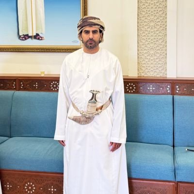 مالك هجن🐪 خيل🐎 عاشق للفروسية للشعر📜🖋 للسفر🛫 مؤسس شركة المروج للإستثمار عضو لجنة السياحة بغرفة تجارة وصناعة عمان 🇴🇲 مؤسس مربط الصحراء هاتفي 0096879197726