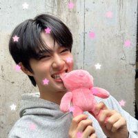 🐈˳ kate ♥︎ ݂ (@akkomee_n) 's Twitter Profile