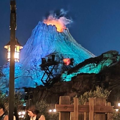 oUSDl5aW8032704's profile picture. 