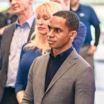 TidusColeman's profile picture. Politics geek. Investor in training. Tech & media buff. Purpose-driven. Leo INTJ. Here to spark change 🇺🇸