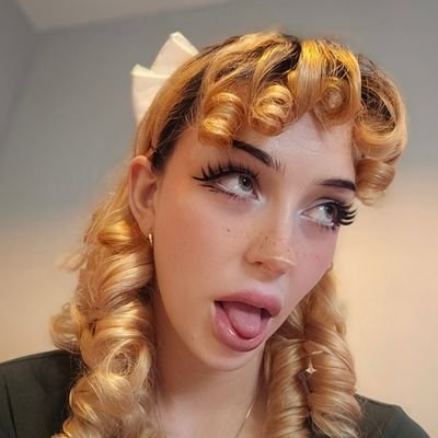 I will probably post my tits and dank memes
https://t.co/3MLsB5Cok5