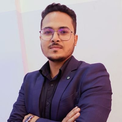 Digital Marketer | Marketing & Advertising Strategist | SEO, SEM & Social Advertising | Fitness Enthusaist