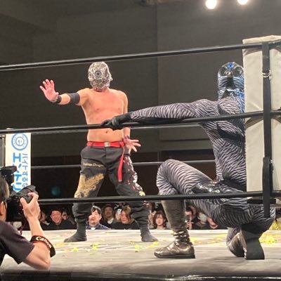 ZenMaster0401's profile picture. ROM専なのにコメントするプロレスファンです。九重部屋箱推し #noah_ghc #DRAGONGATE #njpw #ddtpro #ajpw