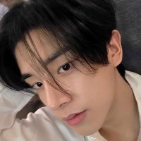 xo, roseyπΉ (@marieluvsjakey) 's Twitter Profile