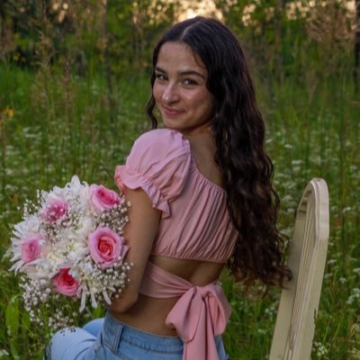 adiacapistrant's profile picture. MGSH ‘25 | MG hockey 🍁