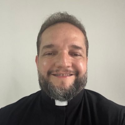Minha alma espera somente em DEUS, porque Dele vem a minha esperança.