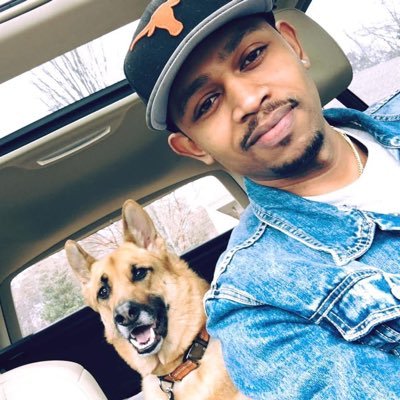 Rivk9y_'s profile picture. CyberSec | Data Lover | Football Enthusiast 🤘🏾🧀| Trader | Gamer | Humor | INFJ