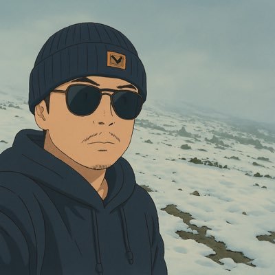 Programador de aplicaciones web y fotógrafo aficionado.