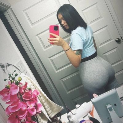 Professional naughty girl😈, A pleaser, Latino🍑, offering FaceTime and massage services 💦. HMU IMessage: dawunnahh@gmail.com