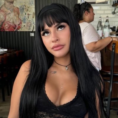 Your favorite Latina 🇨🇴 🔞+ Content Creator/model 💦. DM ‼️me for meetup services in Miami/Ft. lauderdale 💕