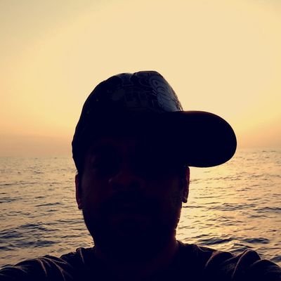 Mohkhammed's profile picture. @mo74mmed 👈 this is my original account, but it seems someone hacked it and changed the email address and the password!