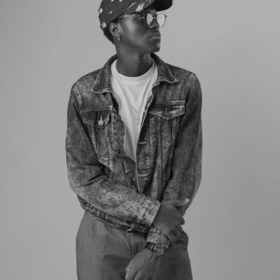 i_am_emf's profile picture. CAD/AI by day. Director & sound mixer by night.
· Building the future with CAD/AI. Unwinding with plays and sound.🎛️
· Code for robots. Direct for humans. 🖥️❤