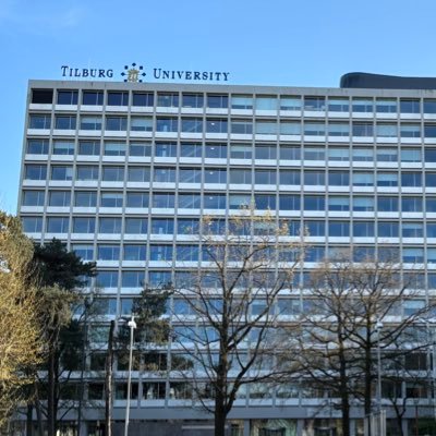 🇯🇵🇸🇬🇳🇱🇨🇭🇳🇱 一度も帰国していない帰国子女 海外在住大学生。52Hz。IB M24 Tilburg University’ 27. 将来の進路:??