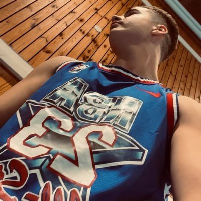 YourboySparkS_'s profile picture. ☁ I really want to make it guys ❤️‍🔥