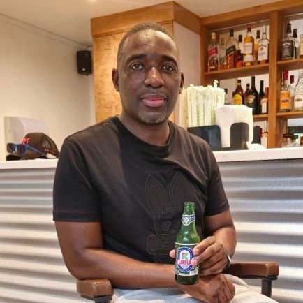 WelliePembere's profile picture. A creative man is motivated by the desire to achieve, not by the desire to beat others.

I'm loyal to Zimbabwe and the Constitution, NOT politicians.