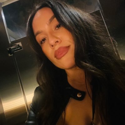 fionanancy's profile picture. daddy chill.