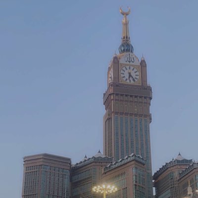 kl_4b's profile picture. أعمر فؤادك بالتقى فالعمر مَحدود السنين، واحمل بصدرك مُصحفاً يشرح فؤادك كل حين✨.