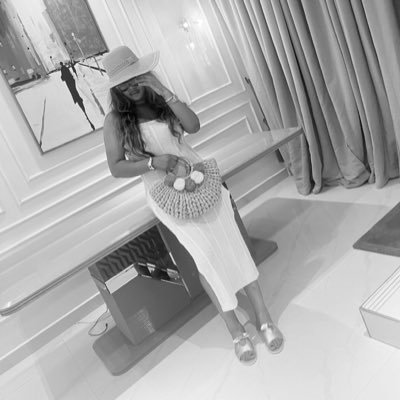 -🦋A soft Yoruba girl🦋A Tailor……Building @beemboss.ng on IG