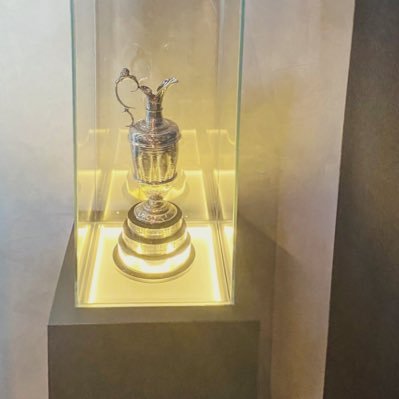 67Southpaw's profile picture. Afcb fan, cyclist ,golf player