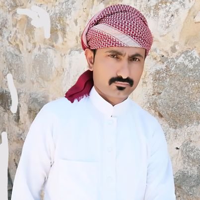 الشجعان يموتون...
والعباقرة يصابون بالجنون...
وتبقى الحياة مليئة بالمغفلين...!