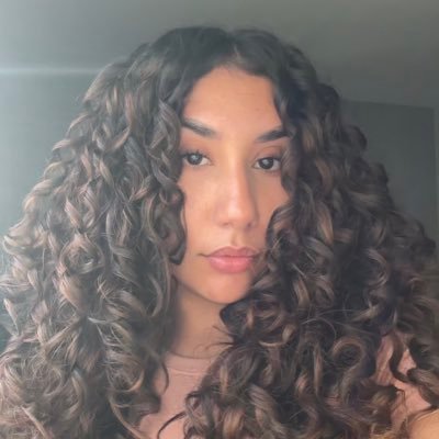 she/her Ig: _yyadiraaa