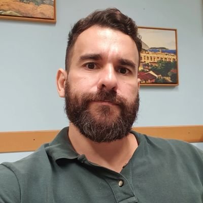 Futuro ex-influenciador digital.
Biscoiteiro nas horas vagas
🏳️🌈♌