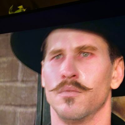 unfadable89's profile picture. 