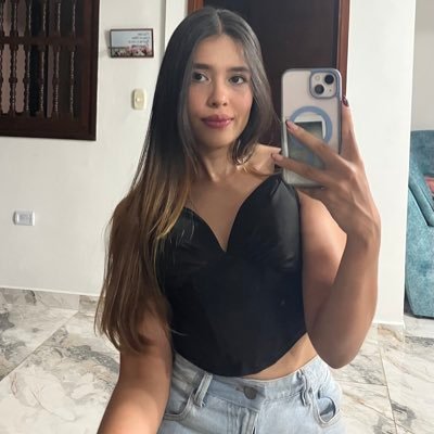 dabneecastanoc's profile picture. Nueva cuenta 🤓