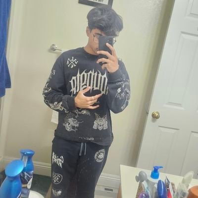 radiant val, top500 overwatch & apex, celestial marvel, champ rocket league, masters league (next)
brit