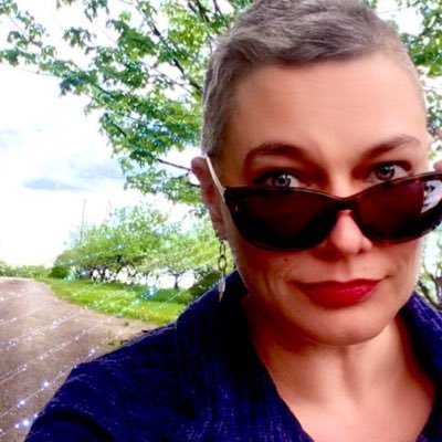 2bsuzyqHen's profile picture. My mother was killed during an outing w/True Davidson LTC. 🇨🇦 Feminist married mama w/MS. GenX Ex-mo. In an existential crisis but also joyful & free ⚖️