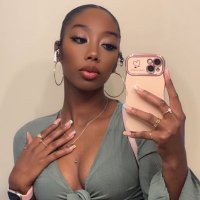 BriasiaWarren 💕 (@darkskinnedn) 's Twitter Profile