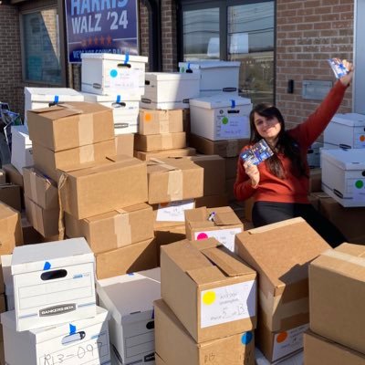 sharma_emma's profile picture. Now: @MayorCarolineCT | Proud Alum: @KamalaHarris @TNDP @NashvilleDems @CoreyPParis @JoeBiden @CarolineforCT @LifeAtPurdue