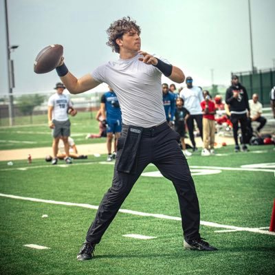 QB // True 2027 // 6’1 // 205 // 4.68 - laser 40 // QB coach: @Coach_Stanfield // 📲:832-799-8153 // ✉️:thgilley@yahoo.com // NCAA ID# 2411455923